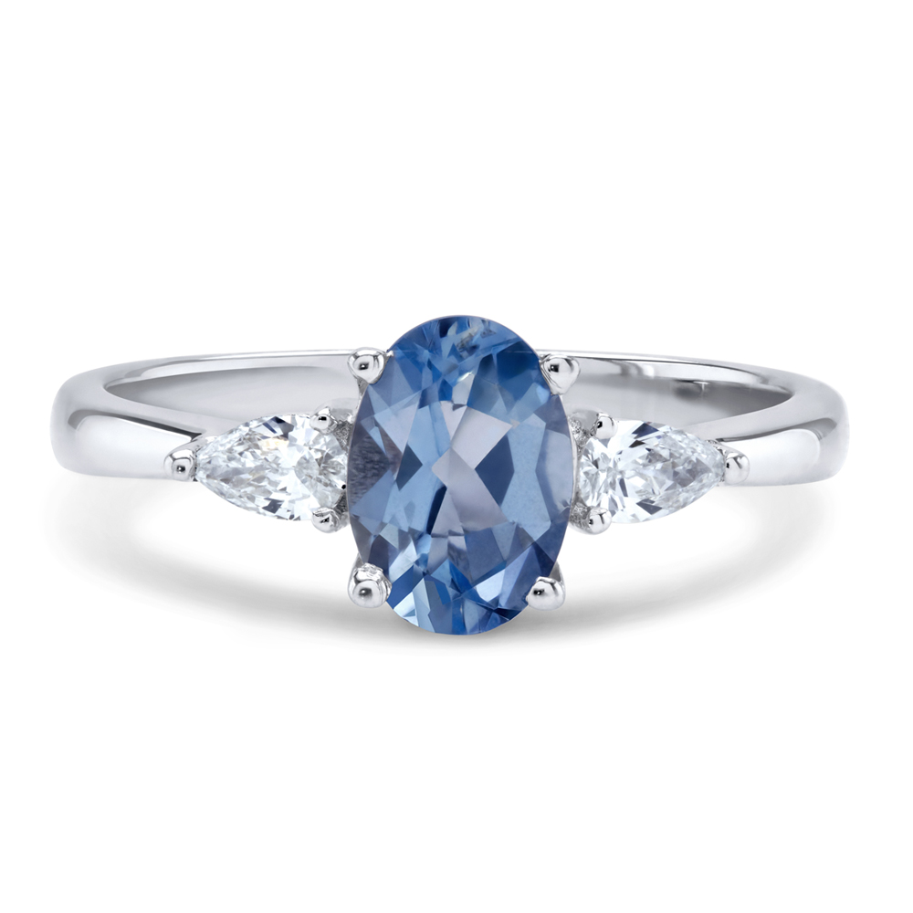 Aquamarine and Diamond Engagement Ring | Autumn and May