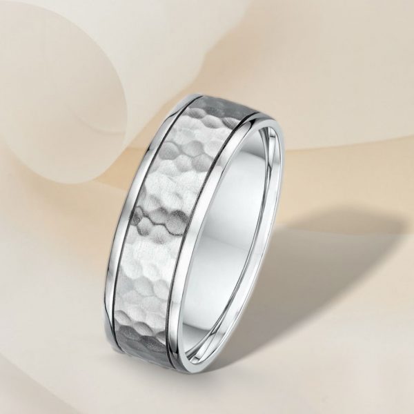 Hammered-pattern-Platinum-wedding-ring